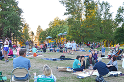 LAURELHURST SALMON BAKE 2014